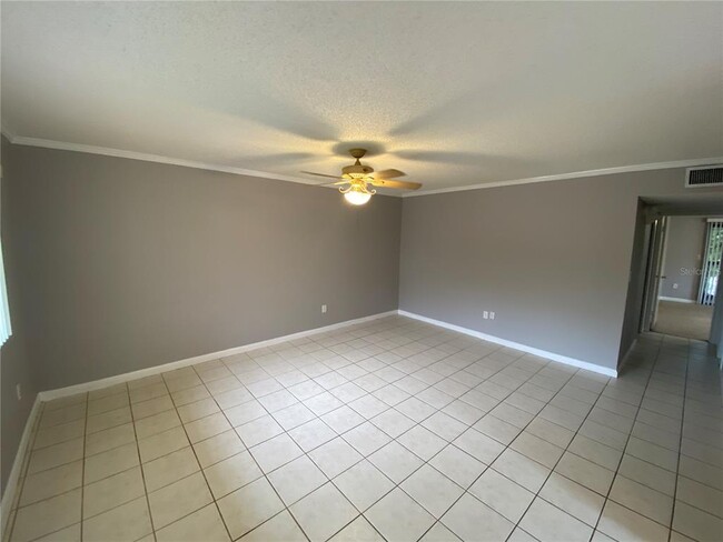 Building Photo - 11814 Raintree Lake Ln