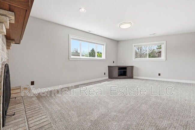 Building Photo - 530 Allegheny Dr