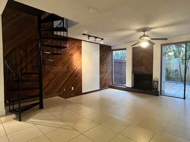 Building Photo - 2180 Brickell Ave