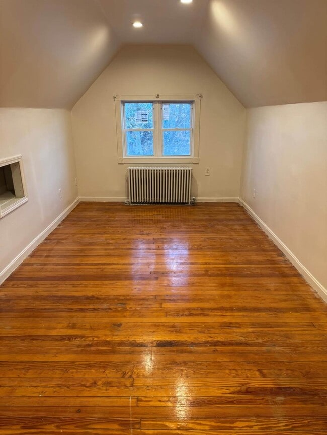 Building Photo - 135 W 22nd St