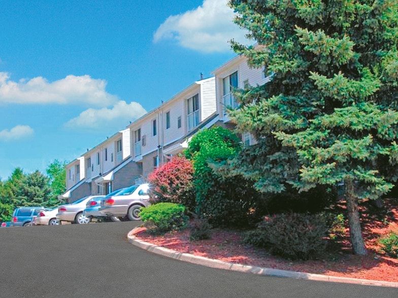 Heritage Park Apartments 1800 Delaware Ave White Oak PA 15131