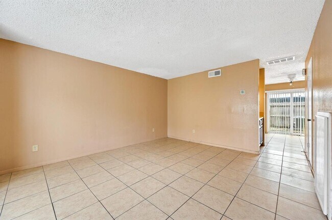 Building Photo - 11685 Alief Clodine Rd