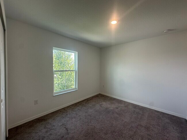 Building Photo - 352 Quarry Rock Cir
