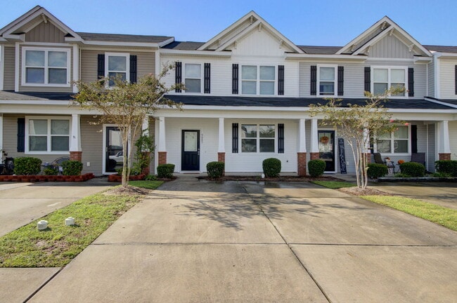 Primary Photo - 9083 Parlor Dr