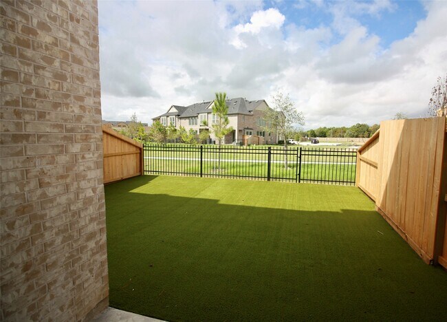 Building Photo - 6542 Scarlet Pond Ln