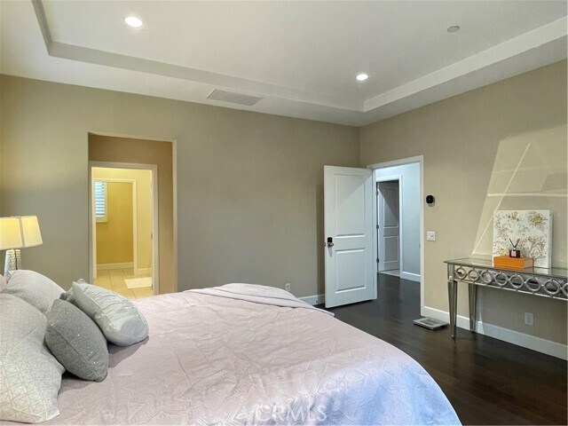 Building Photo - 56 Purple Jasmine