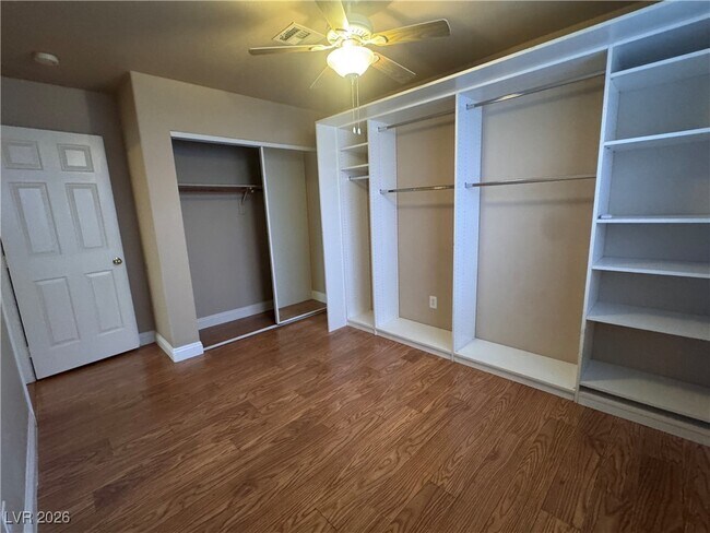 Building Photo - 8217 Broward Ln