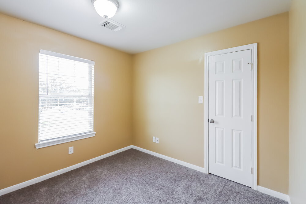 Building Photo - 4962 N Cancun Dr