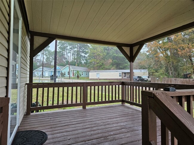 Building Photo - 16974 Balmoral St