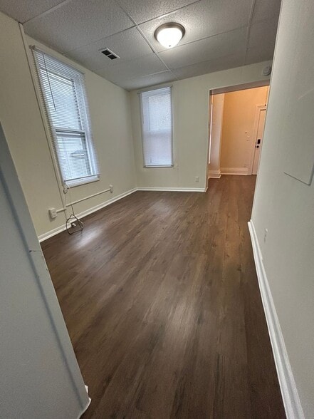 Building Photo - 1214 Columbia St