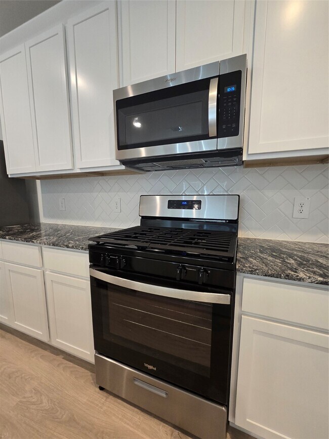 Building Photo - 7826 Calabria Dr