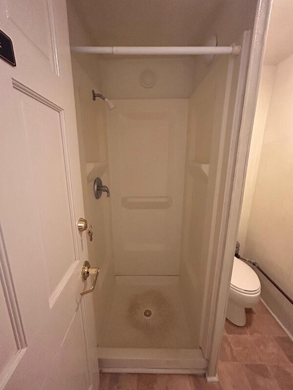 Building Photo - 240 W Lakelawn Pl