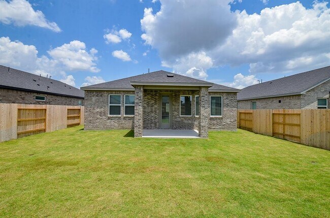 Building Photo - 9727 Rialto Hts Dr