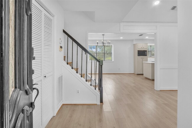 Building Photo - 108 Woodland Rd