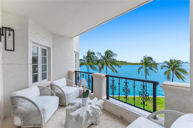 Building Photo - 2436 Fisher Island Dr