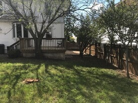 Building Photo - 23 south 6th avenue