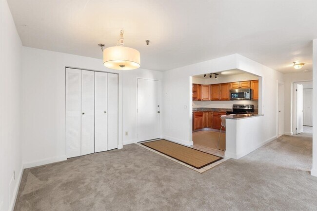 Building Photo - 376 Ocean Ave