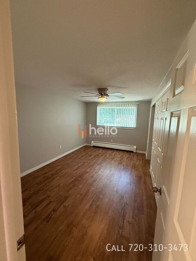 Building Photo - 1990 Fenton St