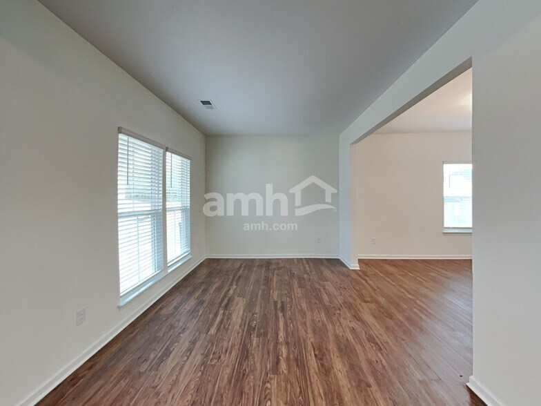 Building Photo - 5309 Cairo Ct