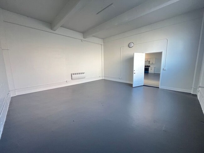 Building Photo - 1341 58th Ave