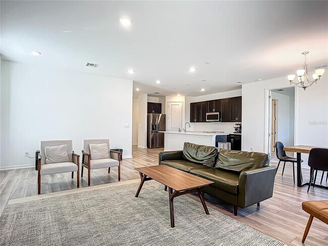 Building Photo - 1317 Sterling Pointe Dr