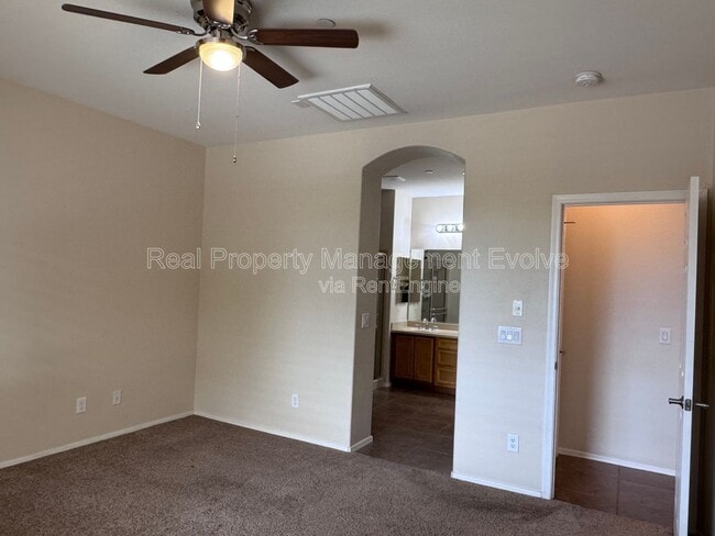 Building Photo - 13601 W Verde Ln