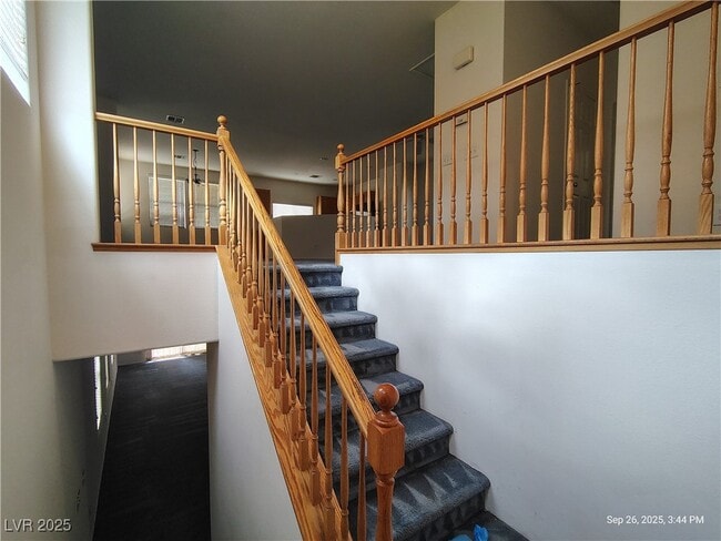 Building Photo - 6284 W Cougar Ave