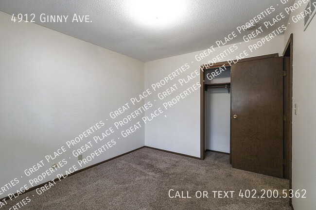 Building Photo - 4912 Ginny Ave
