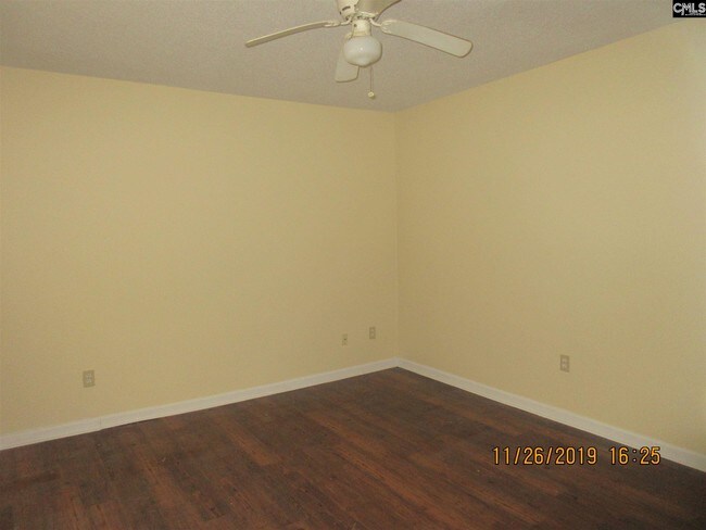 Building Photo - 1908 Tall Pines Cir