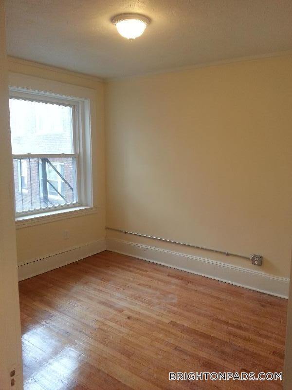 Building Photo - 1615 Commonwealth Ave