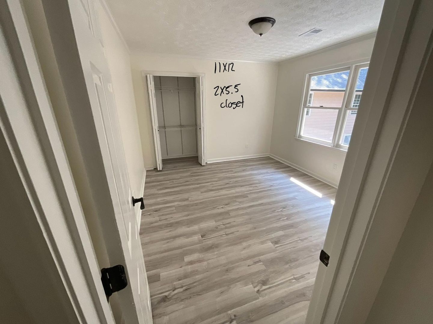 Building Photo - 8243 Creekridge Cir