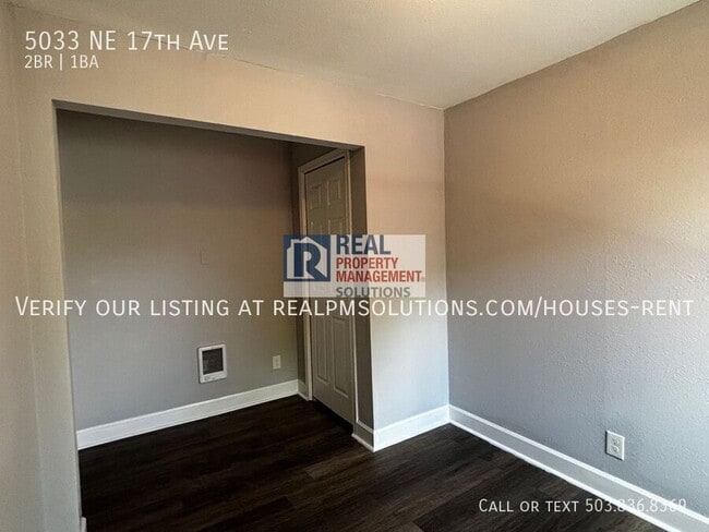 Building Photo - 5033 NE 17th Ave