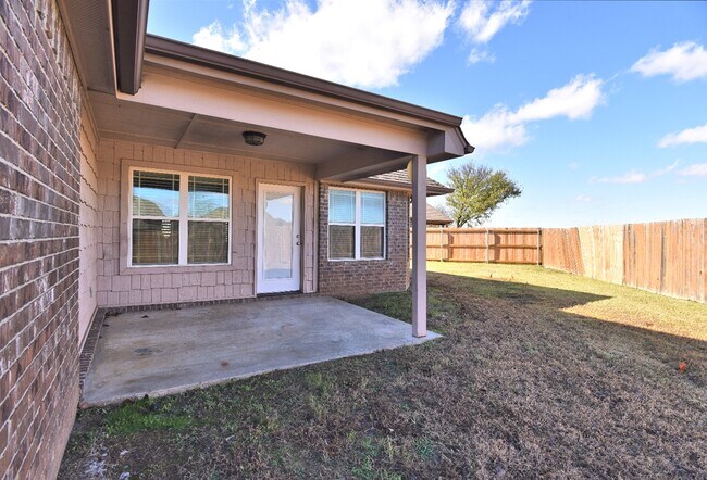 Building Photo - 18509 E 46th St