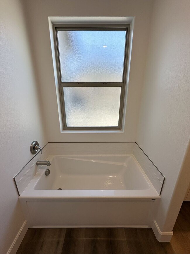 Building Photo - Updated 3-Bedroom Home with Major Upgrades for Lease – $2,800/mo
