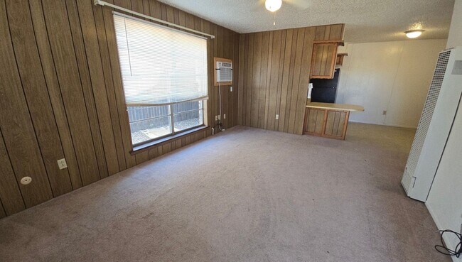 Building Photo - 113 Sasser Dr