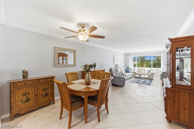 Building Photo - 1010 Manatee Rd