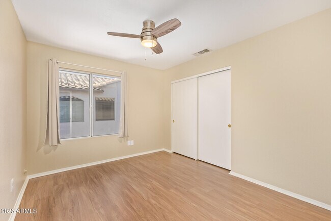 Building Photo - 7420 W Los Gatos Dr