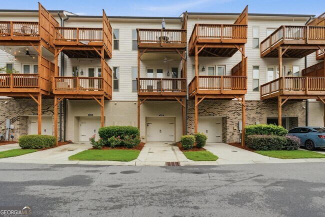 Building Photo - 4245 Deming Cir