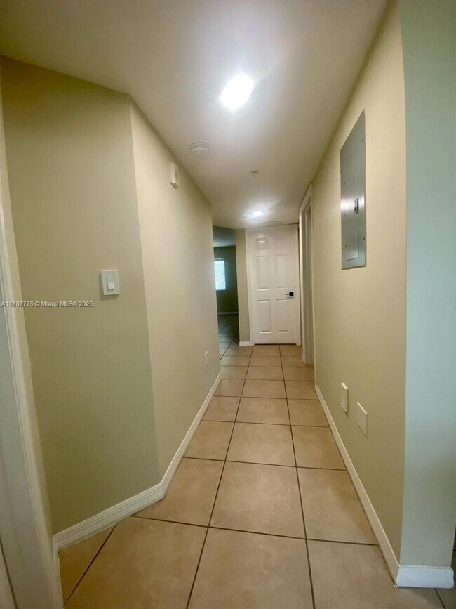 Building Photo - 22921 SW 88th Pl