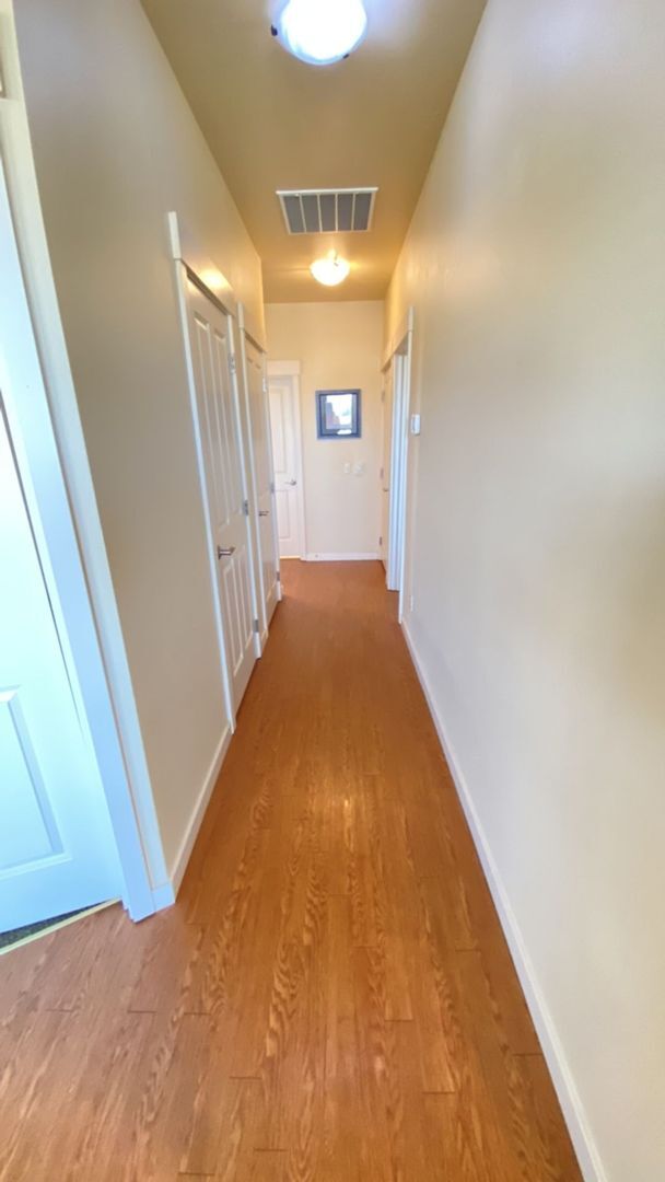 Building Photo - The Bridges at Moses Pointe - Furnished and FREE April Rent