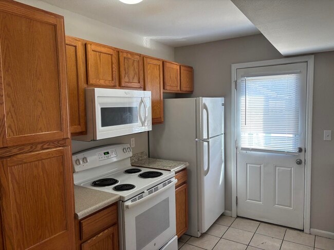 Building Photo - 1427 Bodie Dr