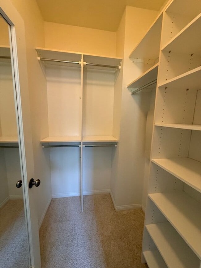 Building Photo - 2bd 2.5 bath in Turtle Ridge