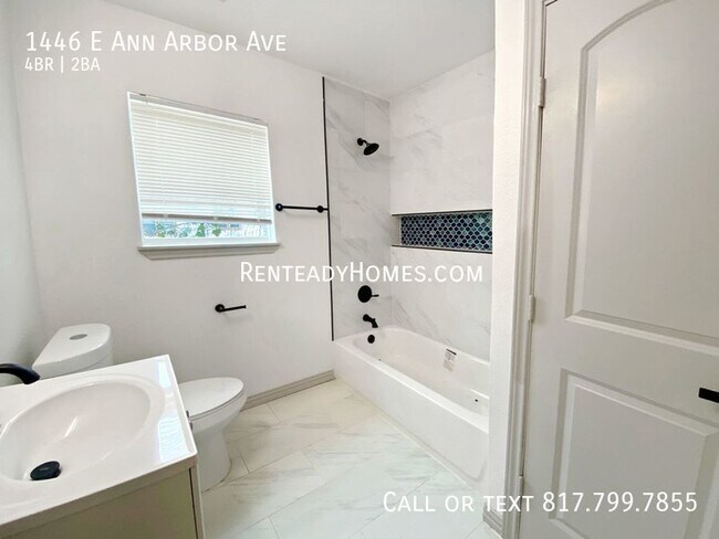 Building Photo - 1446 E Ann Arbor Ave