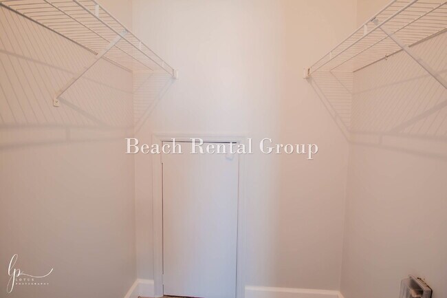 Building Photo - 3 Bedroom Townhome in Little River