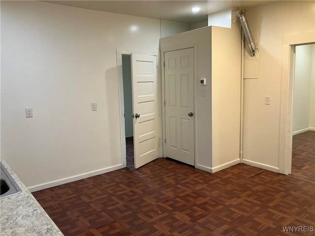 Building Photo - 291 Rother Ave