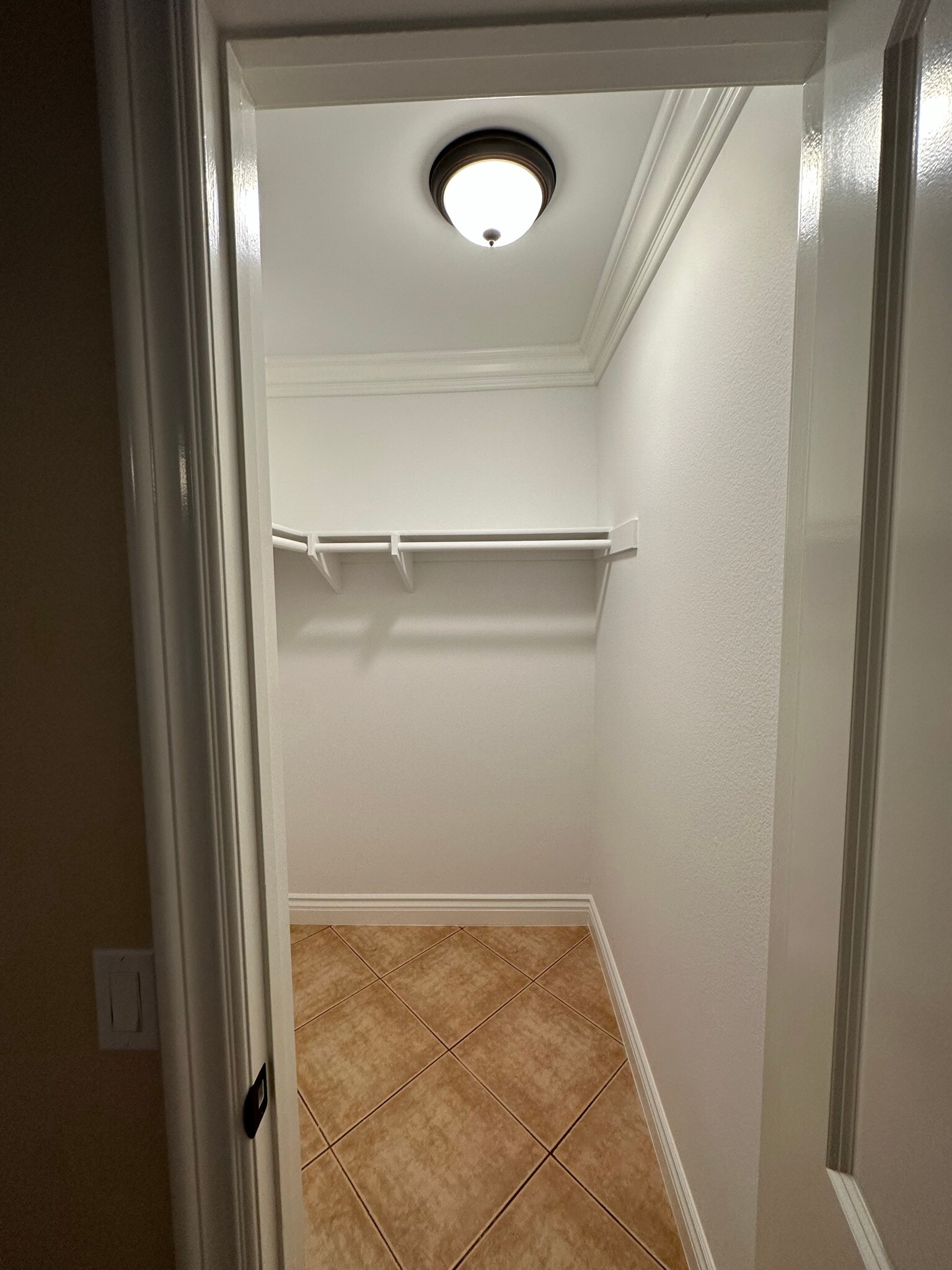 Building Photo - 227 Woodland Pky