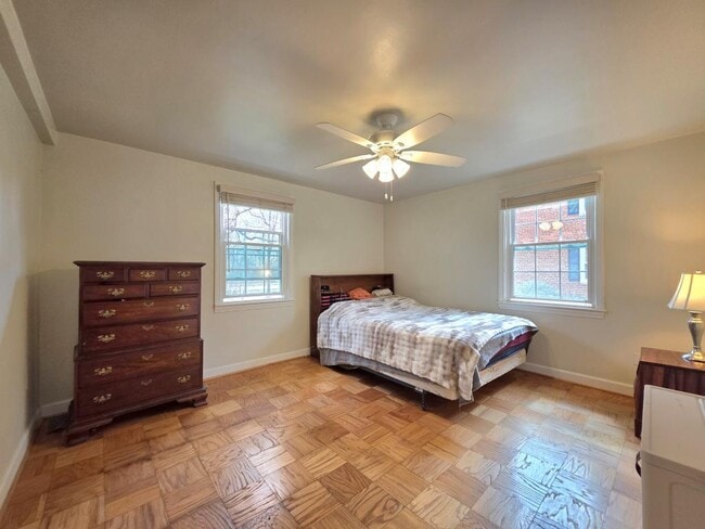 Building Photo - 6620 Boulevard View