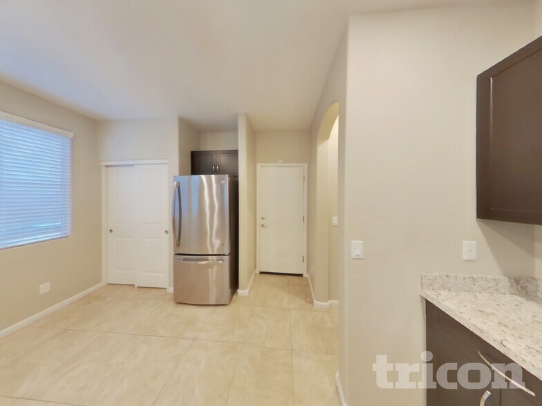 Building Photo - 12578 W Steed Ridge