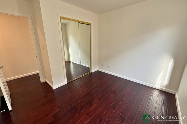 Building Photo - Beautifully Remodeled 4 Bed Home with Loft + Prime Location
