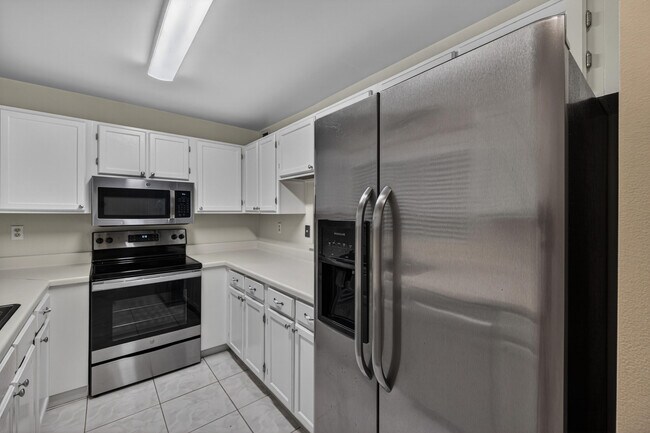 Building Photo - 147 Deer Creek Blvd